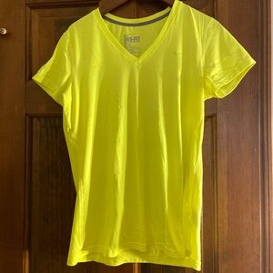 DRI FIT V-NECK T-shirt